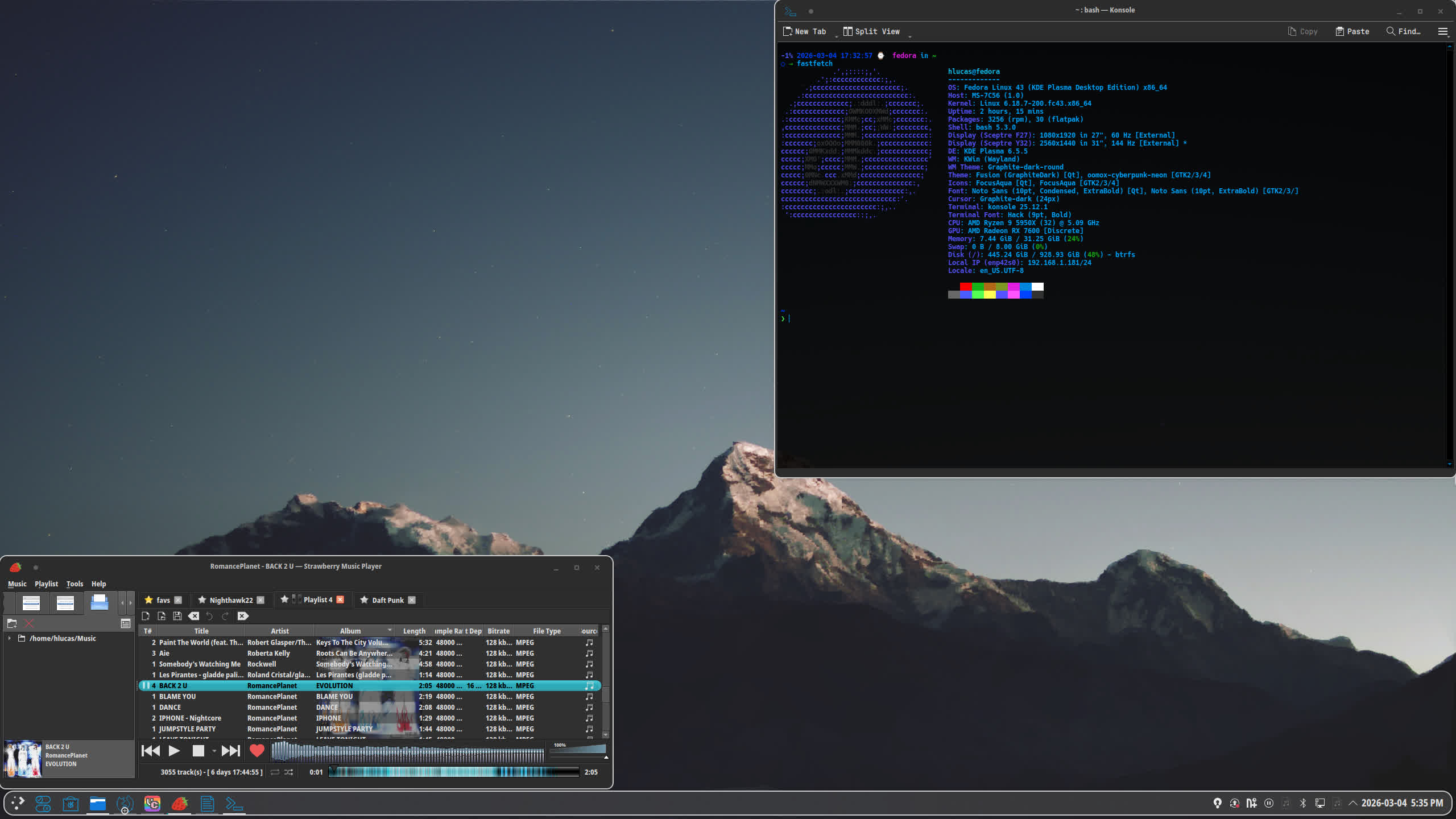 Updated desktop — graphite aqua theme
